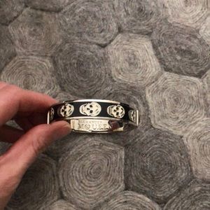 Alexander McQueen Enamel Skull Bracelet black
